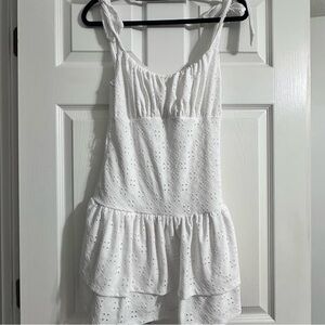 NWOT Juniors white eyelet summer dress size medium - no comment, from Macy’s